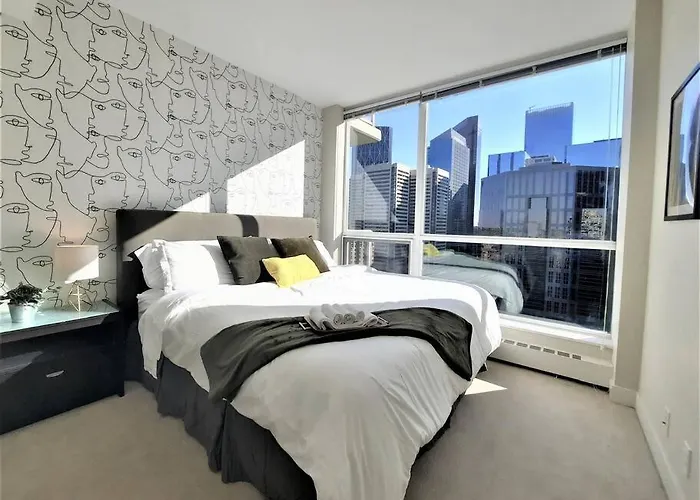 Luxury Condo By River With City Views