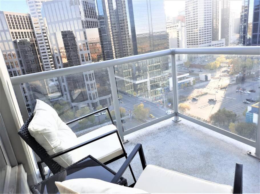 Luxury By River With Views Apartment